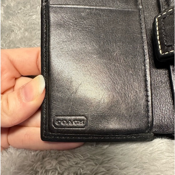 Coach Vintage Authentic Black Leather Trifold Wallet. - Picture 3 of 7